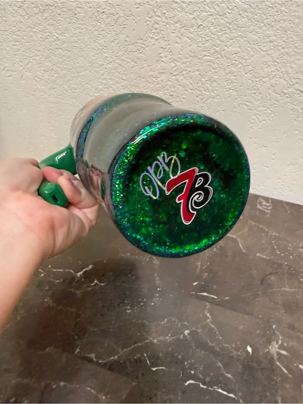 Gus Gus Seven Brew Coffee 7Brew Emerald Green Glitter Tumbler Cup 30 oz Handle